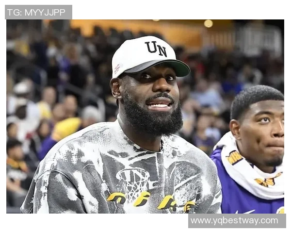 詹姆斯在比赛中膝盖受伤，骑士队内部备战调整，冲击季后赛仍充满信心