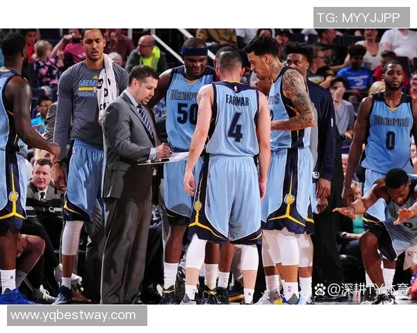 独行侠队在季后赛中的耀眼表现——顽强拼搏，重现辉煌