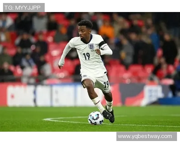 狼队客场不敌曼联，英超分差进一步拉大，穆里尼奥指责队员缺乏斗志